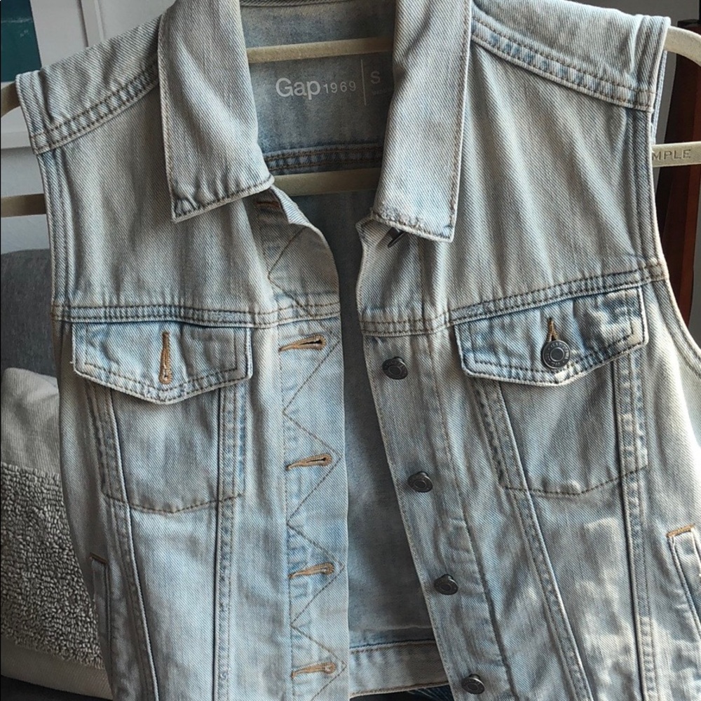 Barely worn GAP denim vest